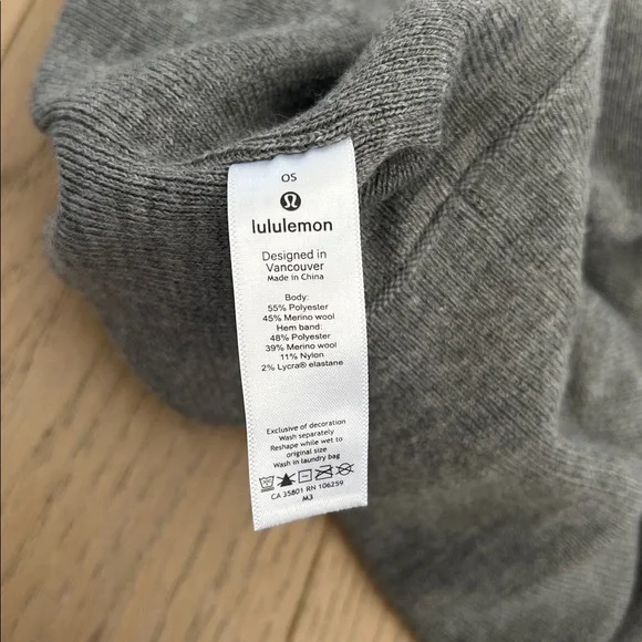 Lululemon Heather Gray Knit Hat and Gloves - Picture 7 of 7